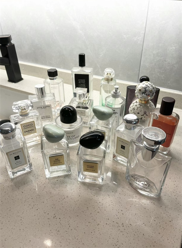 香水瓶設(shè)計(jì)